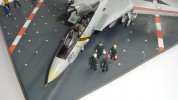  Фрагмент палубы  с истребителем F-14 Tomcat. 