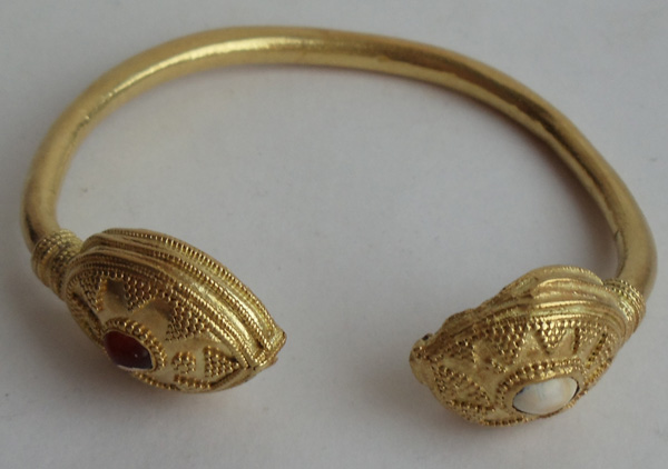 Византийский золотой браслет