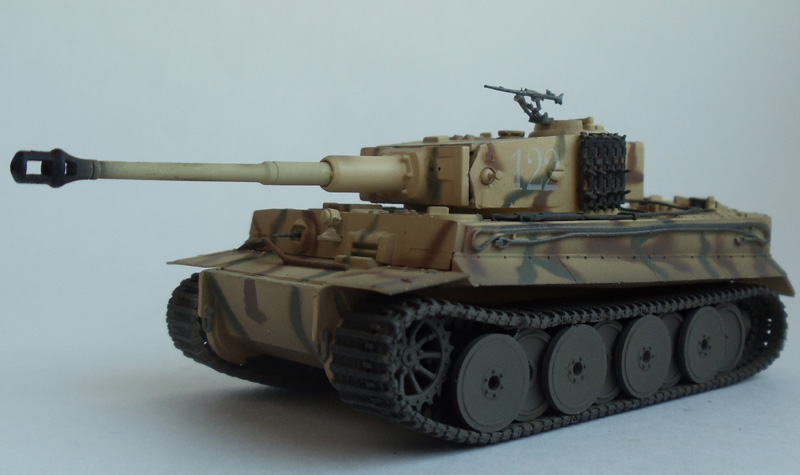 Тяжелый танк T-VIH Tiger I, Middle type. Восточный фронт, 1943